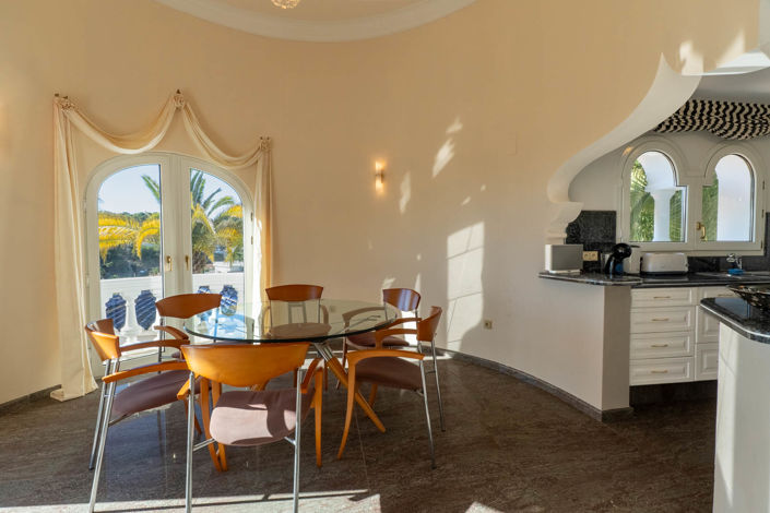 Image No.33-5 Bed Villa for sale