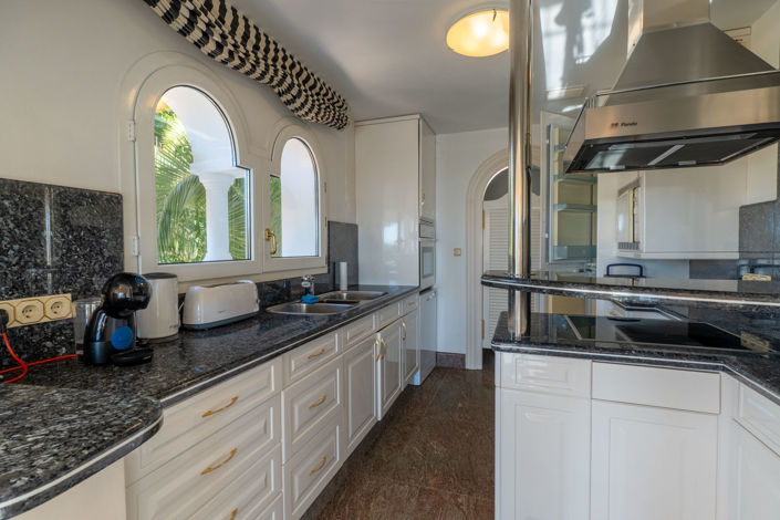 Image No.34-5 Bed Villa for sale