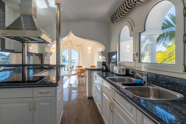 Image No.35-5 Bed Villa for sale