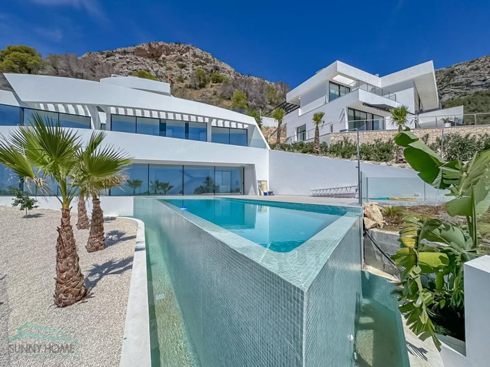 Image No.22-4 Bed Villa for sale