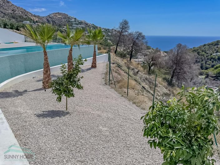 Image No.28-4 Bed Villa for sale