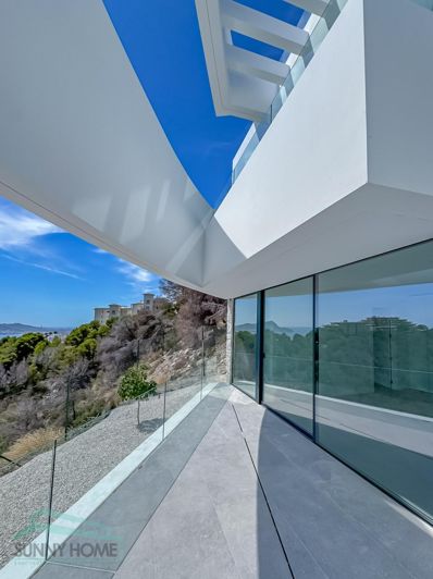 Image No.32-4 Bed Villa for sale