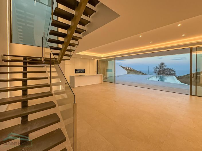 Image No.5-4 Bed Villa for sale