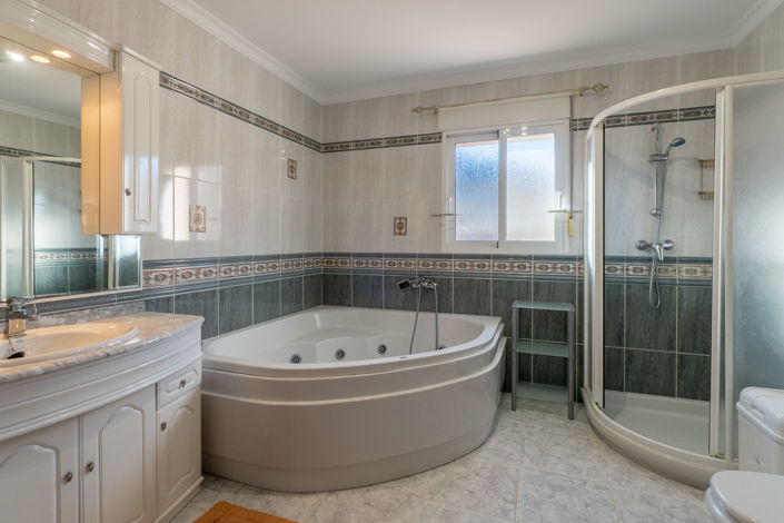 Image No.25-3 Bed Villa for sale