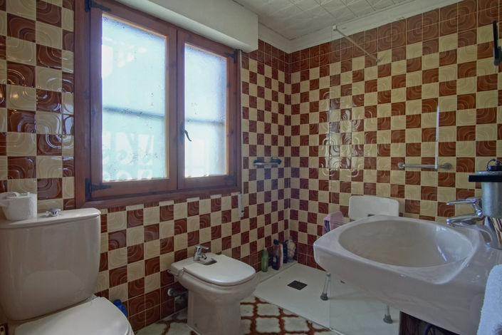 Image No.46-7 Bed Villa for sale