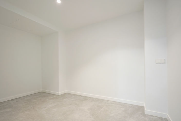 Image No.42-4 Bed Villa for sale