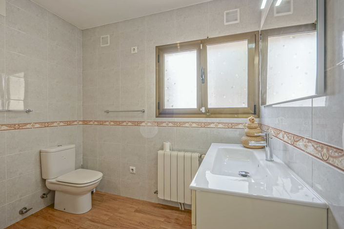 Image No.13-5 Bed Villa for sale