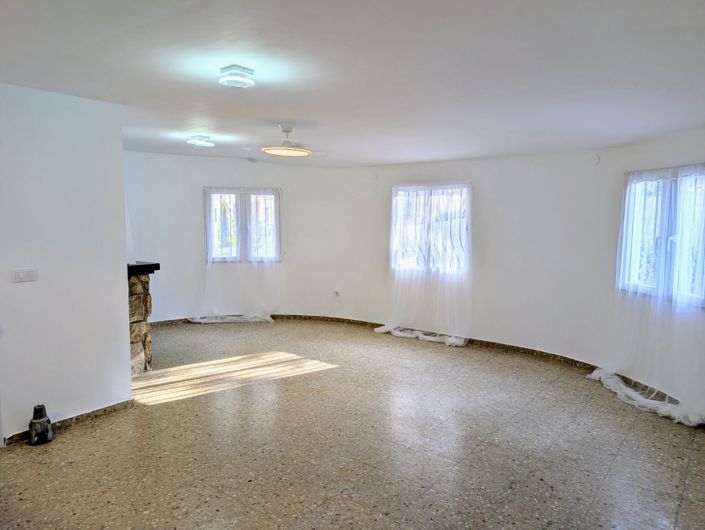 Image No.4-3 Bed Villa for sale