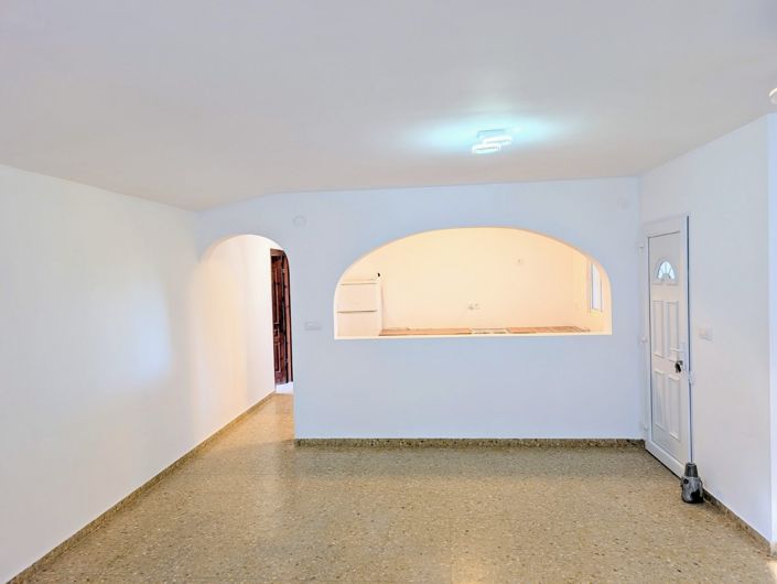 Image No.6-3 Bed Villa for sale