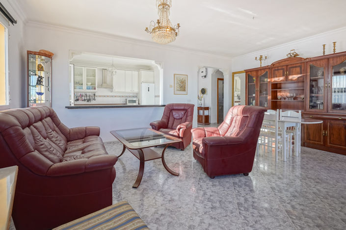 Image No.11-4 Bed Villa for sale