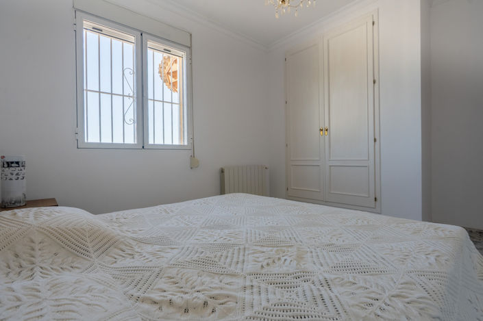 Image No.17-4 Bed Villa for sale