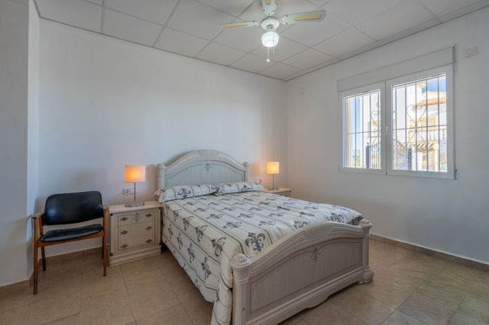 Image No.33-4 Bed Villa for sale