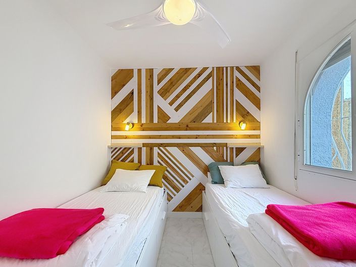 Image No.17-2 Bed Apartment for sale