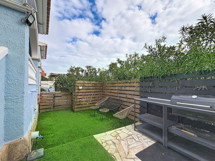 Image No.21-2 Bed Apartment for sale