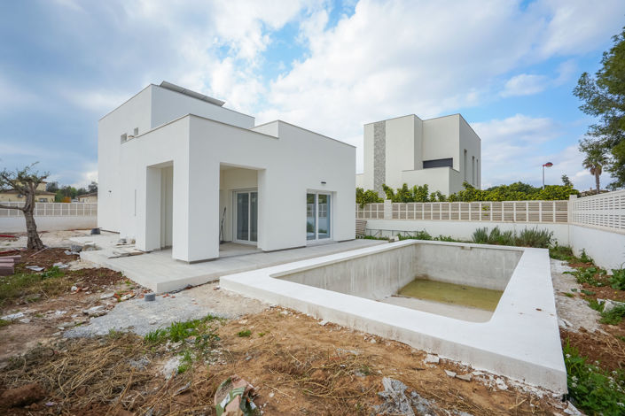 Image No.7-3 Bed Villa for sale