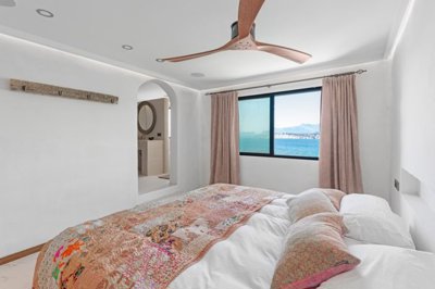 designvillafirstlineforsaleinmoraira