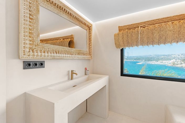 Image No.12-5 Bed Villa for sale