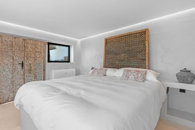 firstlinedesignvillawithseaviewsforsaleinmora