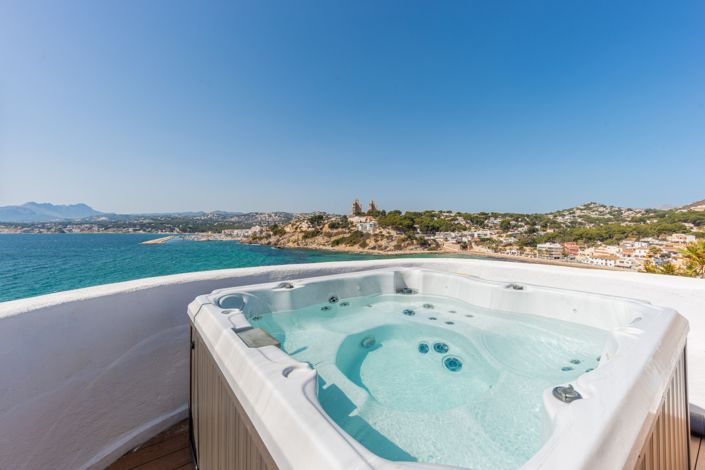 Image No.2-5 Bed Villa for sale