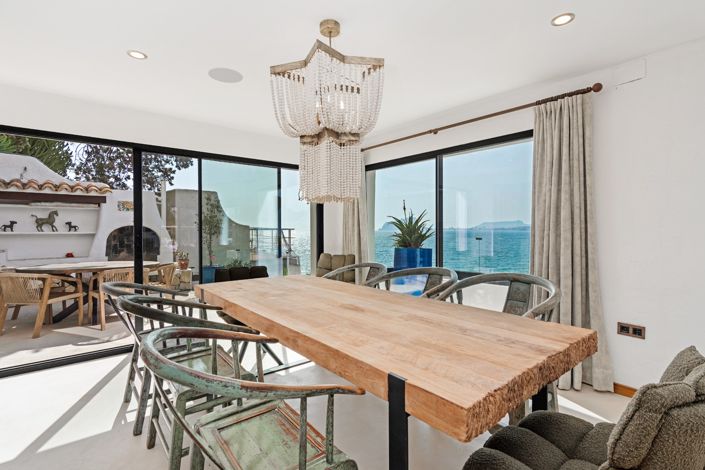 Image No.28-5 Bed Villa for sale