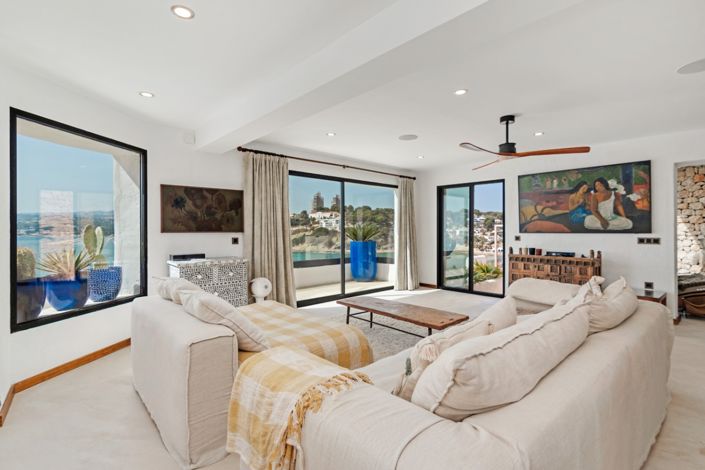 Image No.5-5 Bed Villa for sale