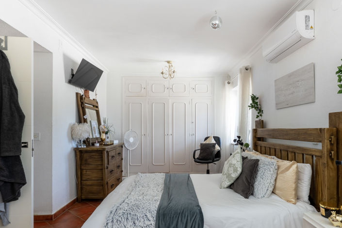 Image No.30-6 Bed Villa for sale