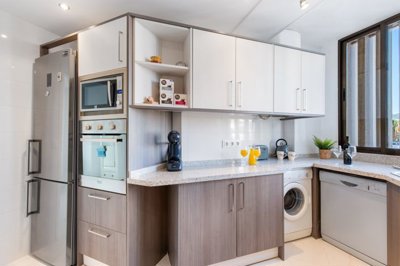 15461c26-abac-4167-8d69-ba3847bf3a9f-bajareso