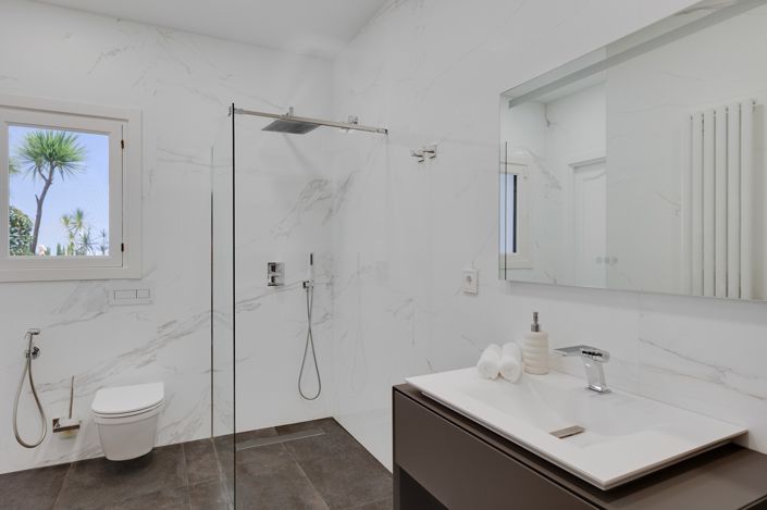 Image No.16-6 Bed Villa for sale