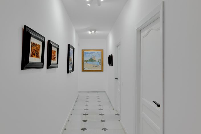 Image No.18-6 Bed Villa for sale