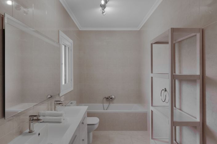 Image No.22-6 Bed Villa for sale