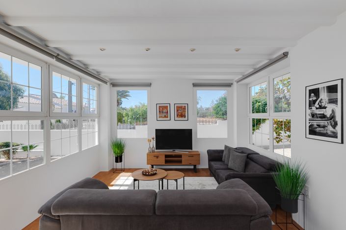 Image No.9-6 Bed Villa for sale