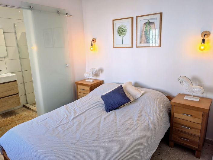 Image No.21-3 Bed Townhouse for sale