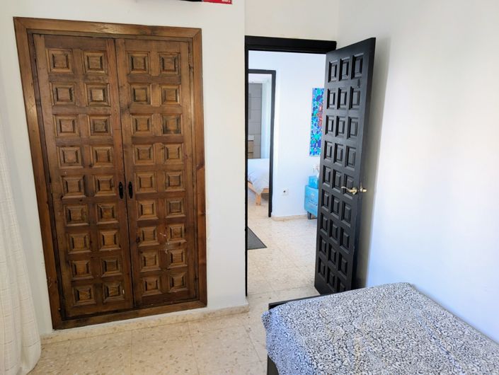 Image No.26-3 Bed Townhouse for sale