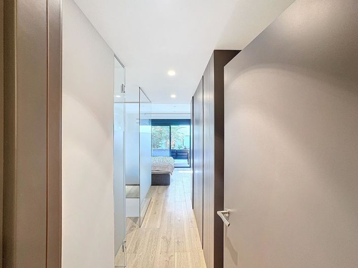 Image No.26-2 Bed Apartment for sale