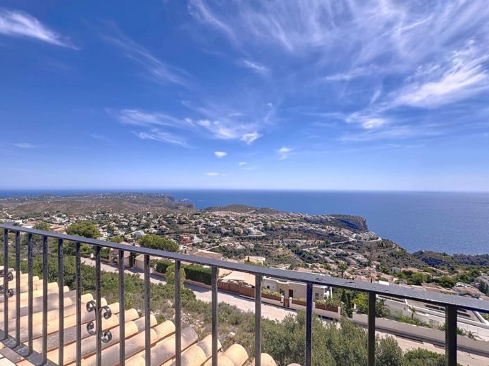 Image No.19-3 Bed Apartment for sale