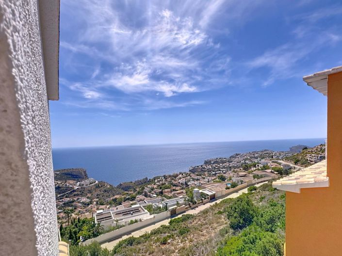 Image No.23-3 Bed Apartment for sale