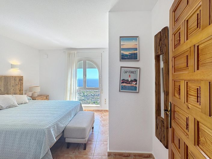 Image No.29-3 Bed Apartment for sale