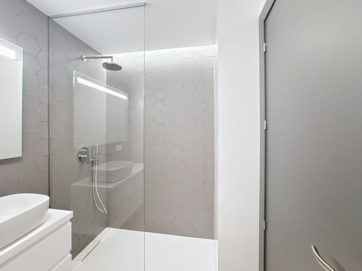 Image No.19-2 Bed Apartment for sale