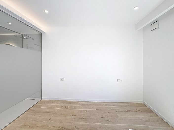 Image No.27-2 Bed Apartment for sale