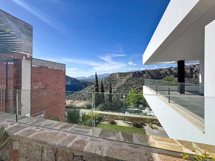 Image No.30-2 Bed Apartment for sale