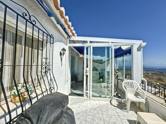 Image No.35-2 Bed Apartment for sale