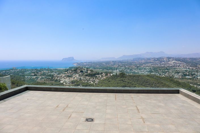 Image No.14-5 Bed Villa for sale