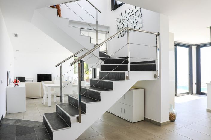 Image No.28-5 Bed Villa for sale