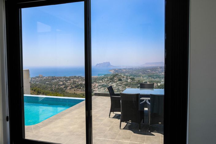 Image No.50-5 Bed Villa for sale