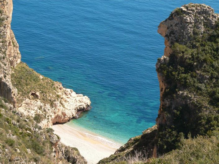 Image No.24-2 Bed Apartment for sale