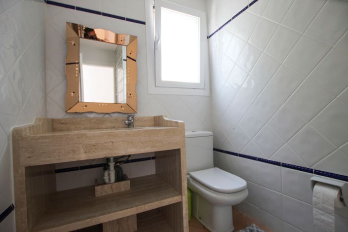 Image No.42-4 Bed Villa for sale