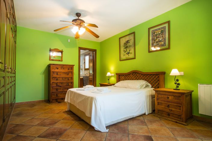 Image No.18-5 Bed Villa for sale