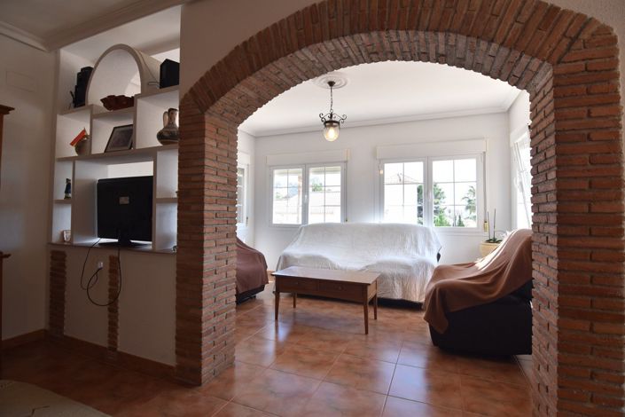 Image No.33-5 Bed Villa for sale