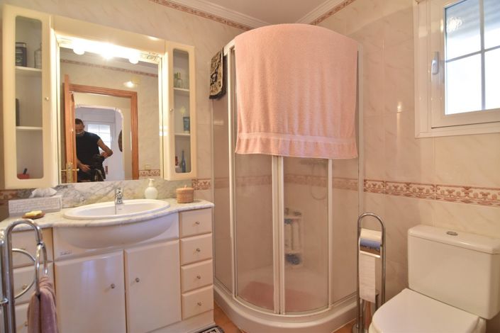 Image No.44-5 Bed Villa for sale