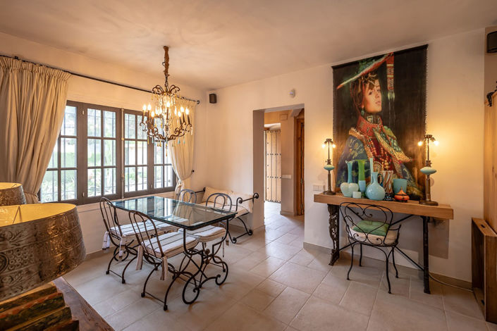 Image No.18-2 Bed Villa for sale